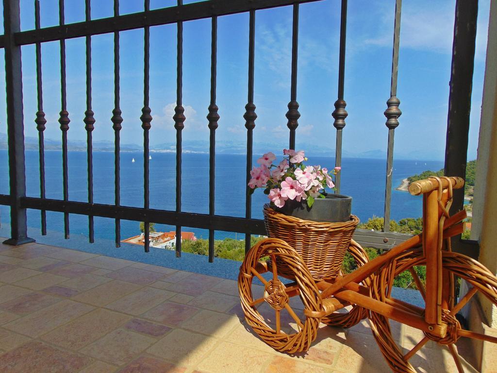 Vila Vita Donje Selo na Šolti Camera foto