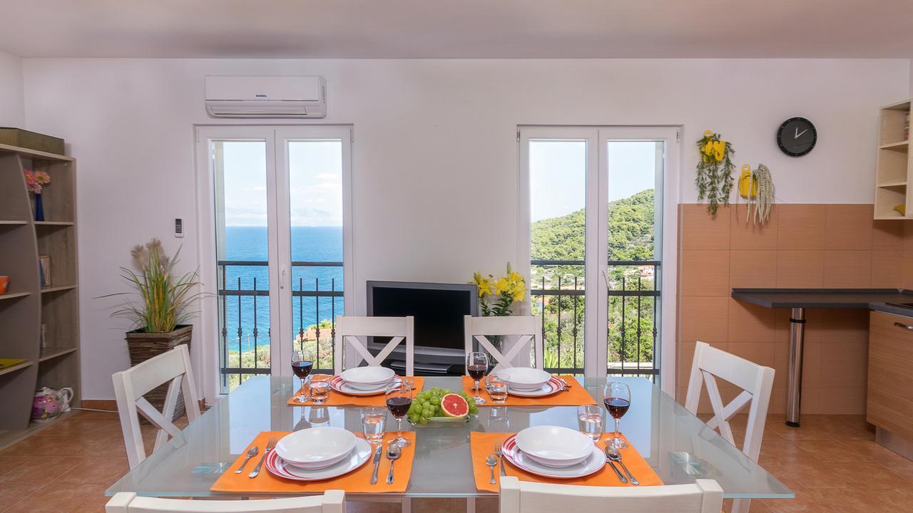 Vila Vita Donje Selo na Šolti Esterno foto